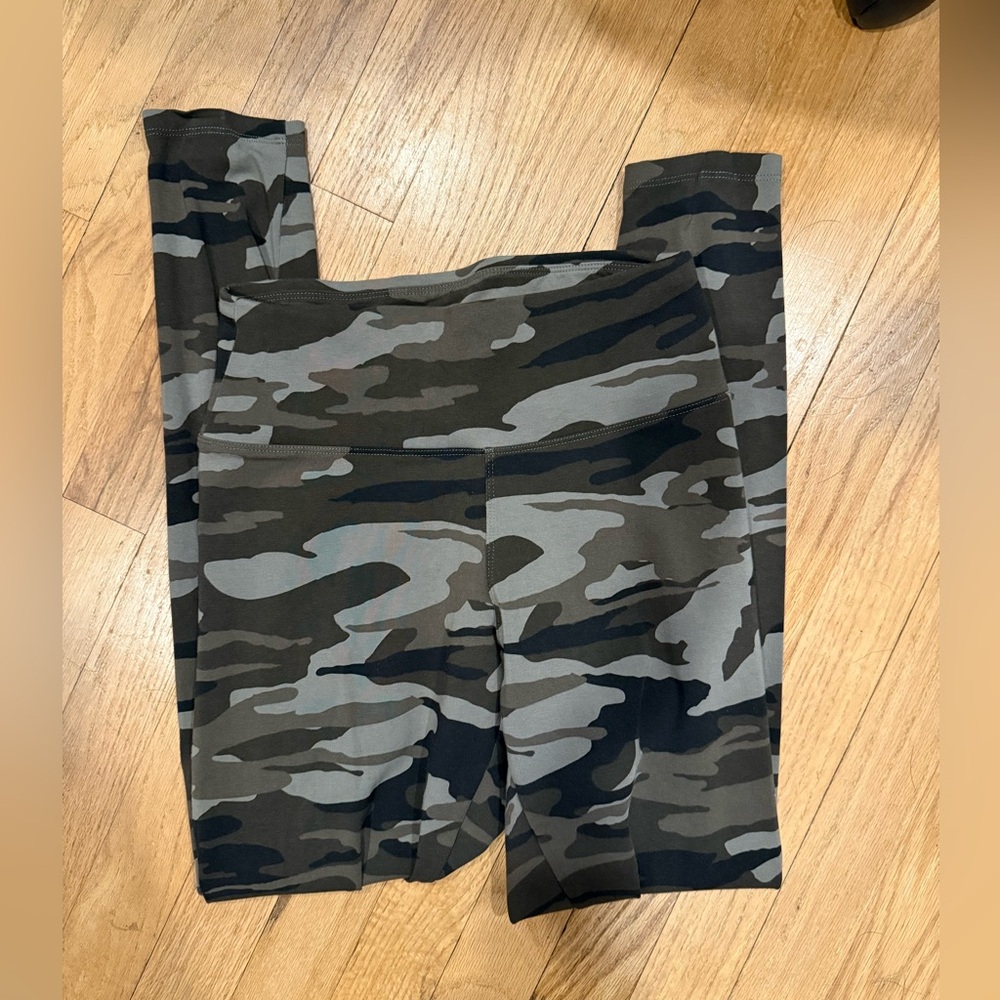 Express high waisted leggings size small NWOT